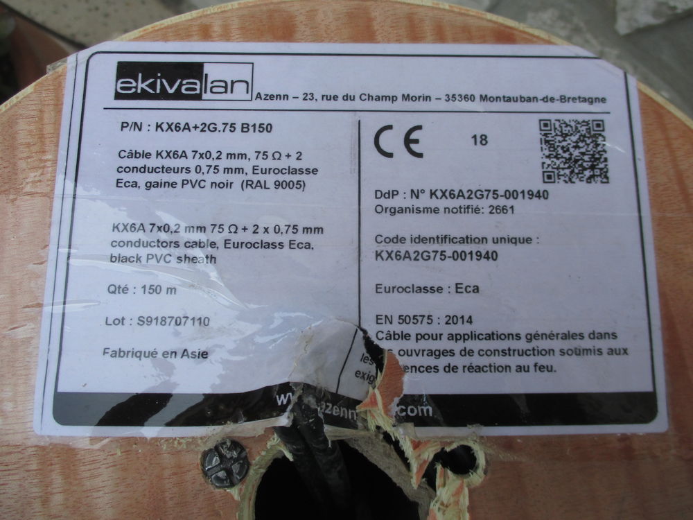 C&acirc;ble coaxial avec alimentation + 2x0,75
Bricolage