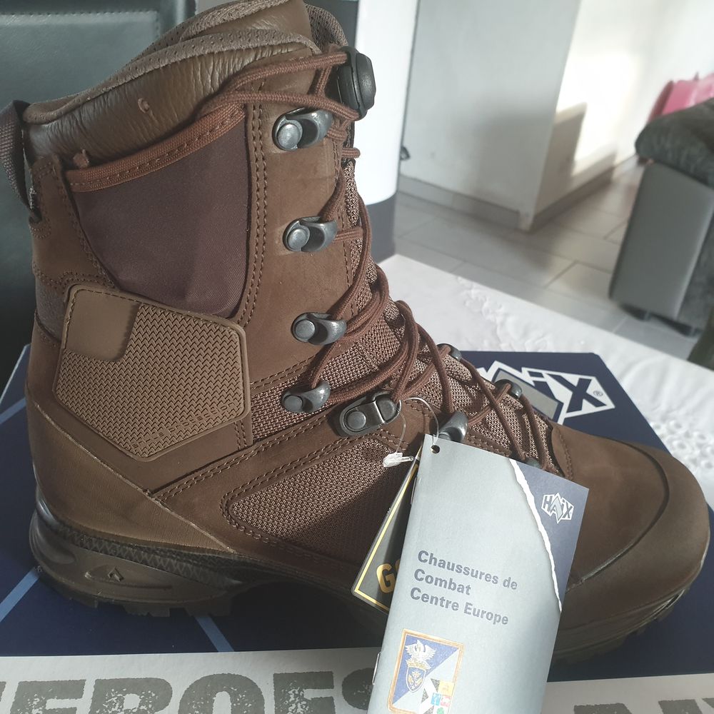 Chaussure de combat centre europe best sale