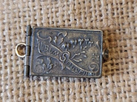 Pendentif Album Souvenir Théâtre Carmen Mignon XIXeme 49 Loches (37)