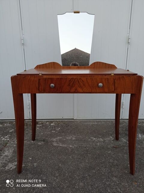 coiffeuse vintage avec sa chaise . 30 Grisolles (82)