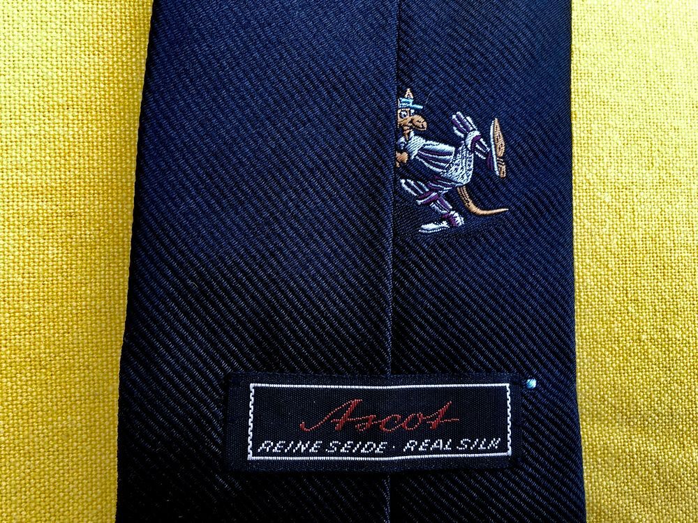 Cravate authentique ASCOT noire &agrave; motif plac&eacute; neuve100% soie Vtements