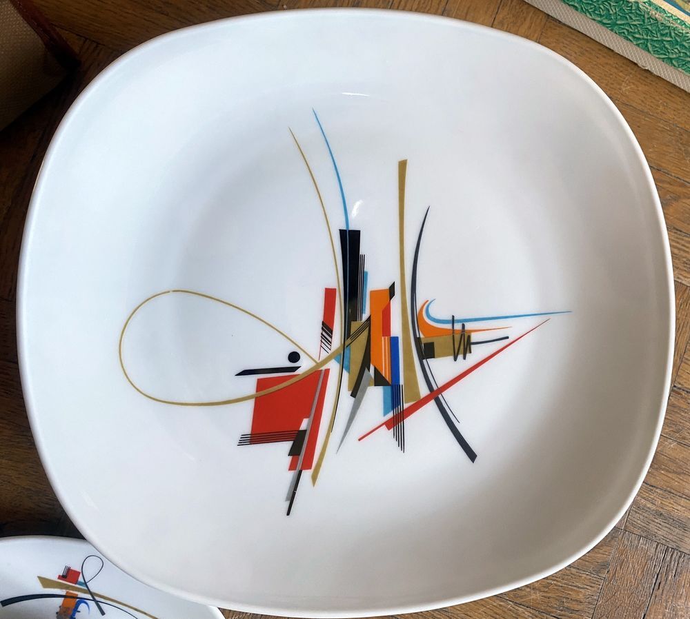 Assiettes plates Limoges Georges Boyer mod&egrave;le script Cuisine