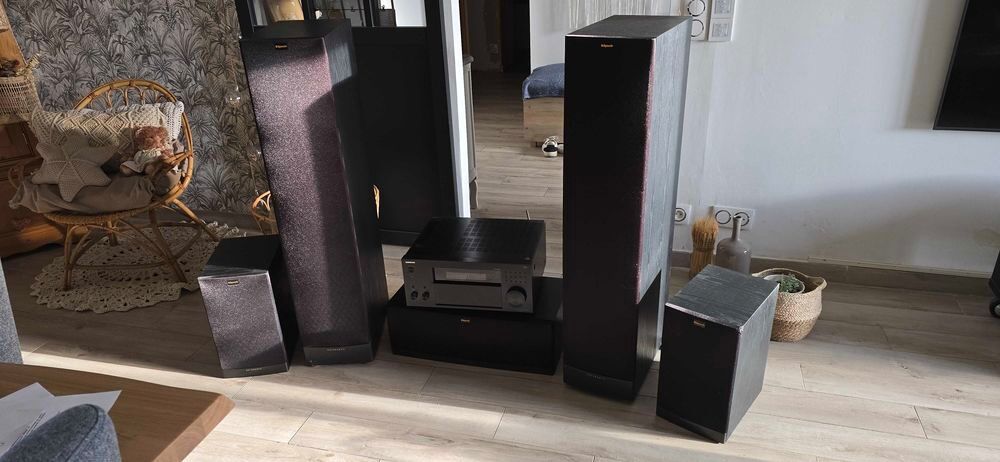 home cin&eacute;ma 7.1 avec enceintes Audio et hifi