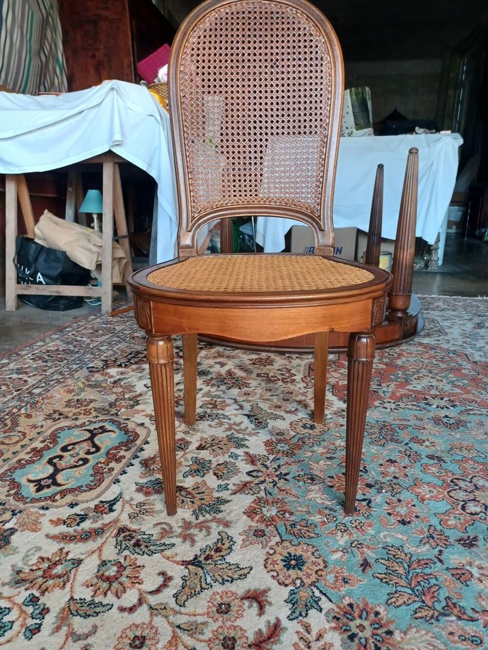 Salle &agrave; manger sign&eacute;e Meubles
