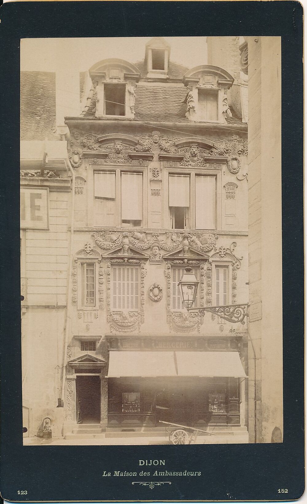 Photographie Dijon La Maison des Ambassadeurs Commerce 1880 