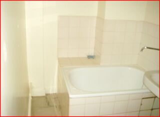  Appartement à louer 1 pièce 30 m²