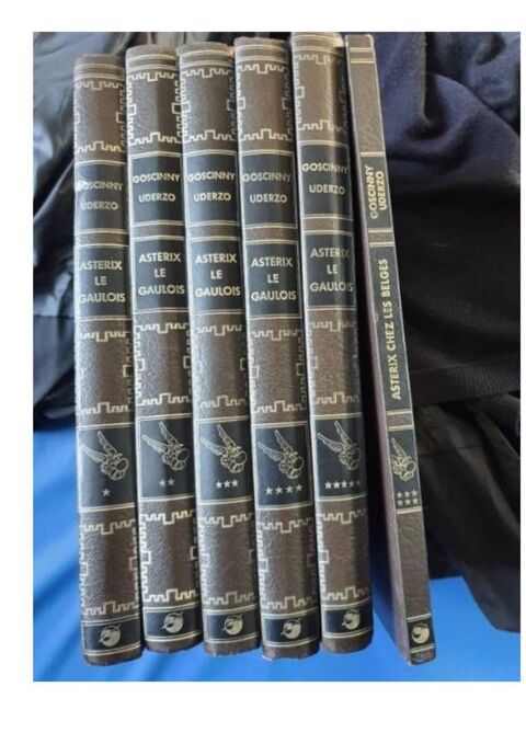 LES AVENTURES D'AST�RIX ? �dition int�grale DARGAUD �DITEUR 285 Saint-Germain-de-la-Coudre (61)