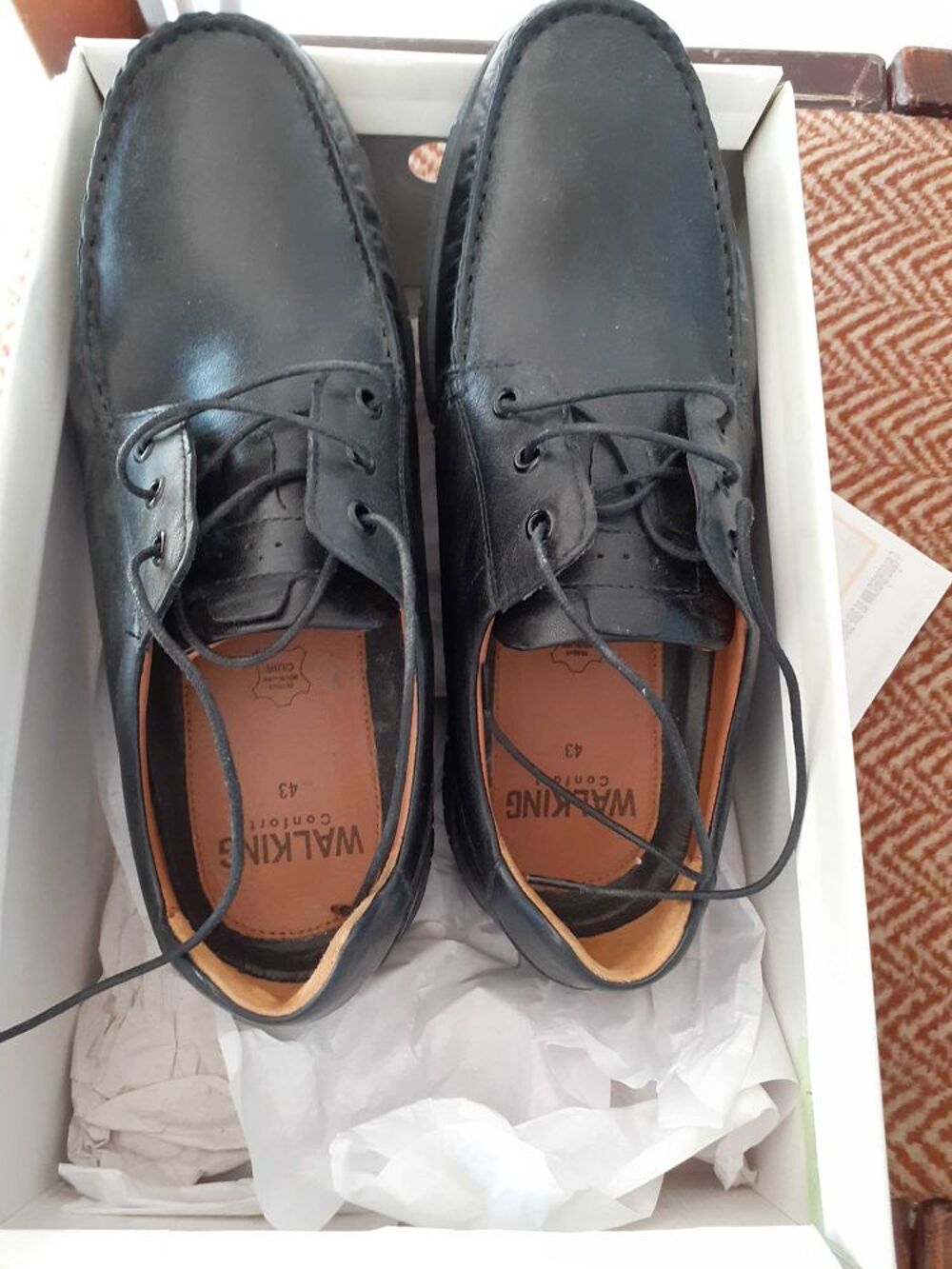 chaussures homme dessus et doublure cuir neuves pointure 43 Chaussures
