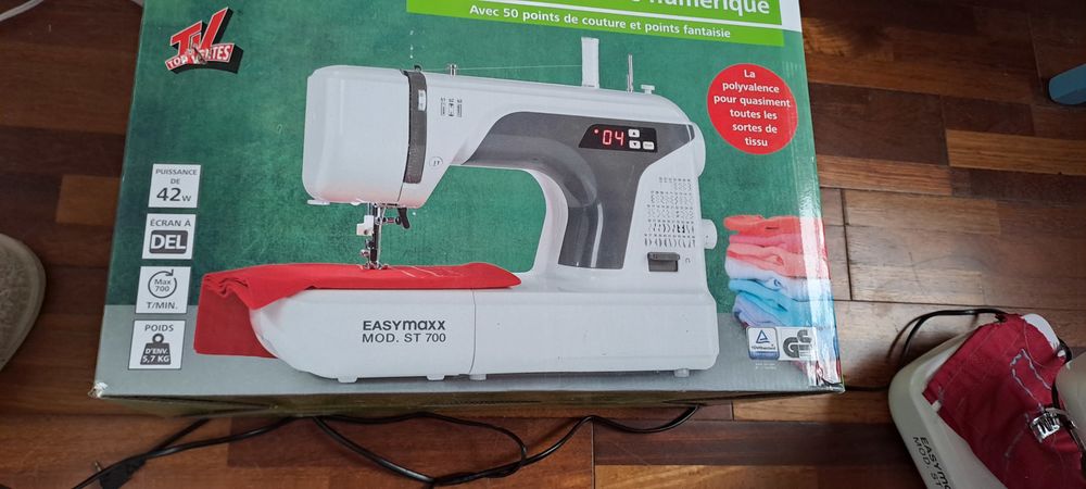  machine coudre easy max 
Electroménager