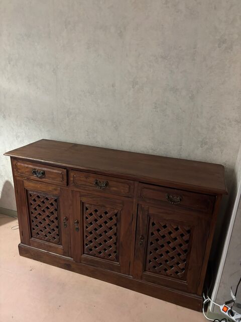 Buffet en bois fonc� ACAJOU trois tiroirs trois portes 350 Oyonnax (01)