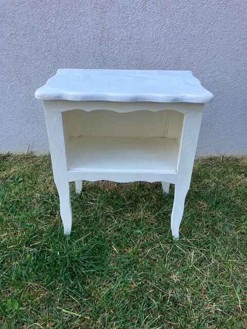 Table de chevet en bois 10 Saint-Savournin (13)