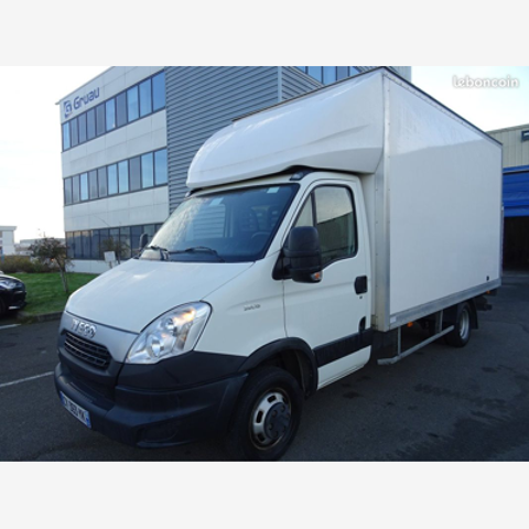 Camion avec chauffeur déménagement et transports 0 13090 Aix-en-provence