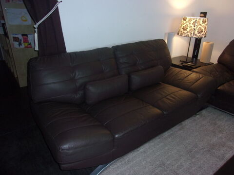 CANAPE CUIR VERITABLE 2 PLACES
1.85 M X 1 M 0 Saint-Michel-sur-Orge (91)