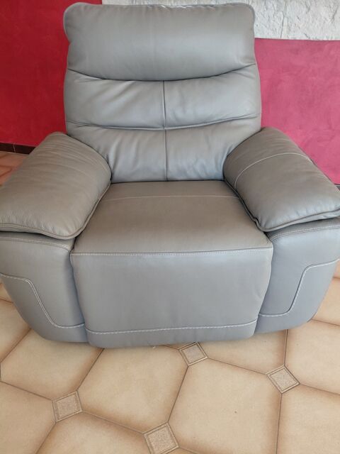 2 fauteuils cuir vachette lectrique super confortable 650 Bompas (66)