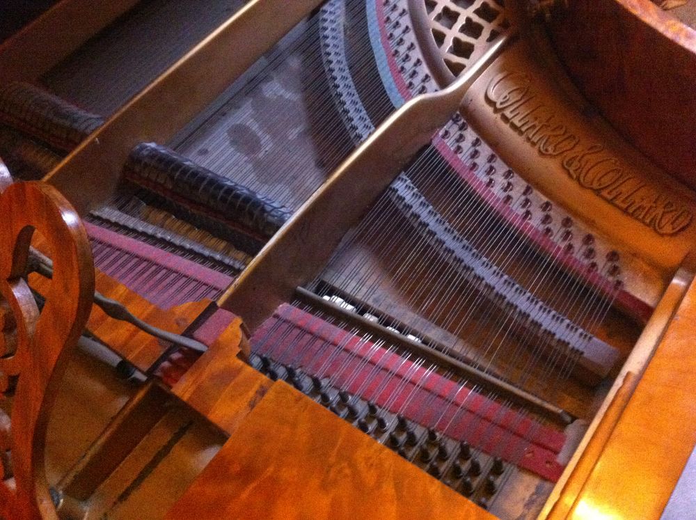 Piano a queue Instruments de musique