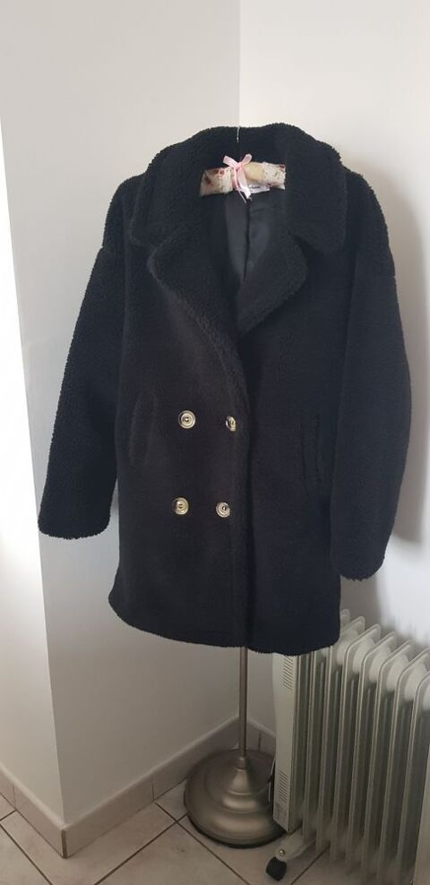 Manteau noir en maille bouclette 39 Le Creusot (71)