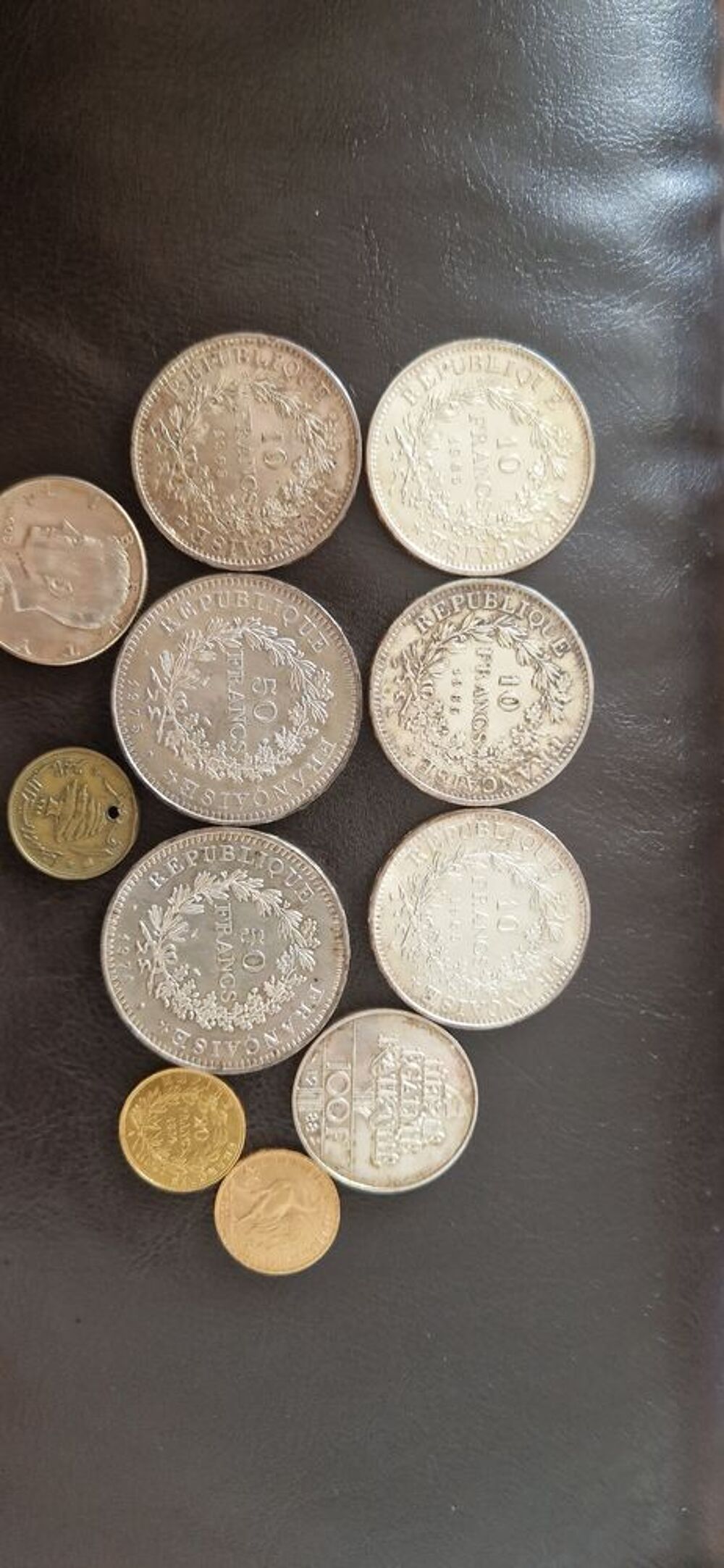 ANCIENNES PI&Egrave;CES DE MONNAIE 