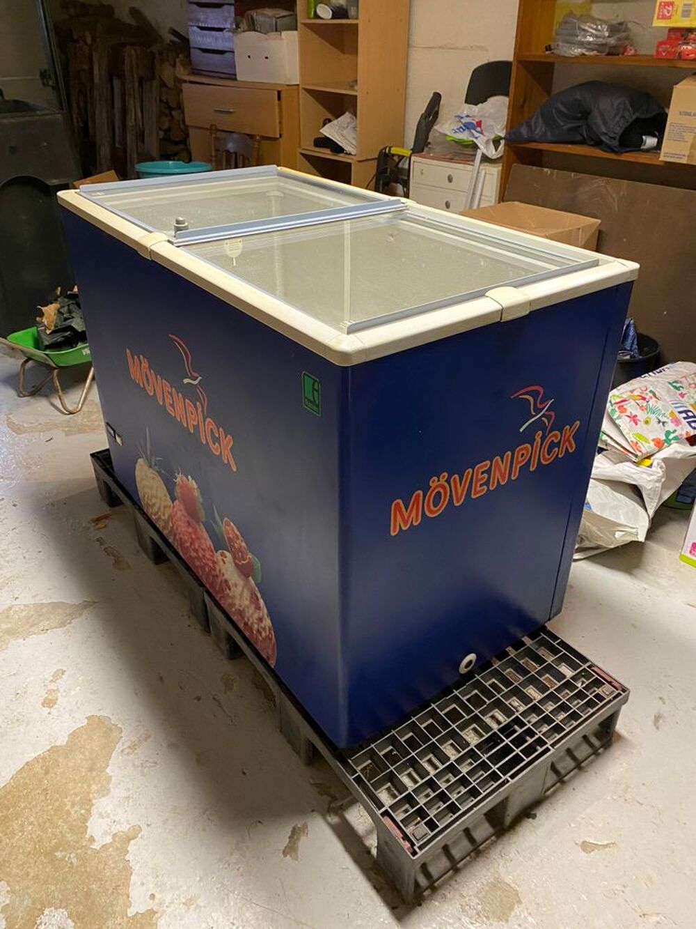 Glaci&egrave;re ORANGINA 