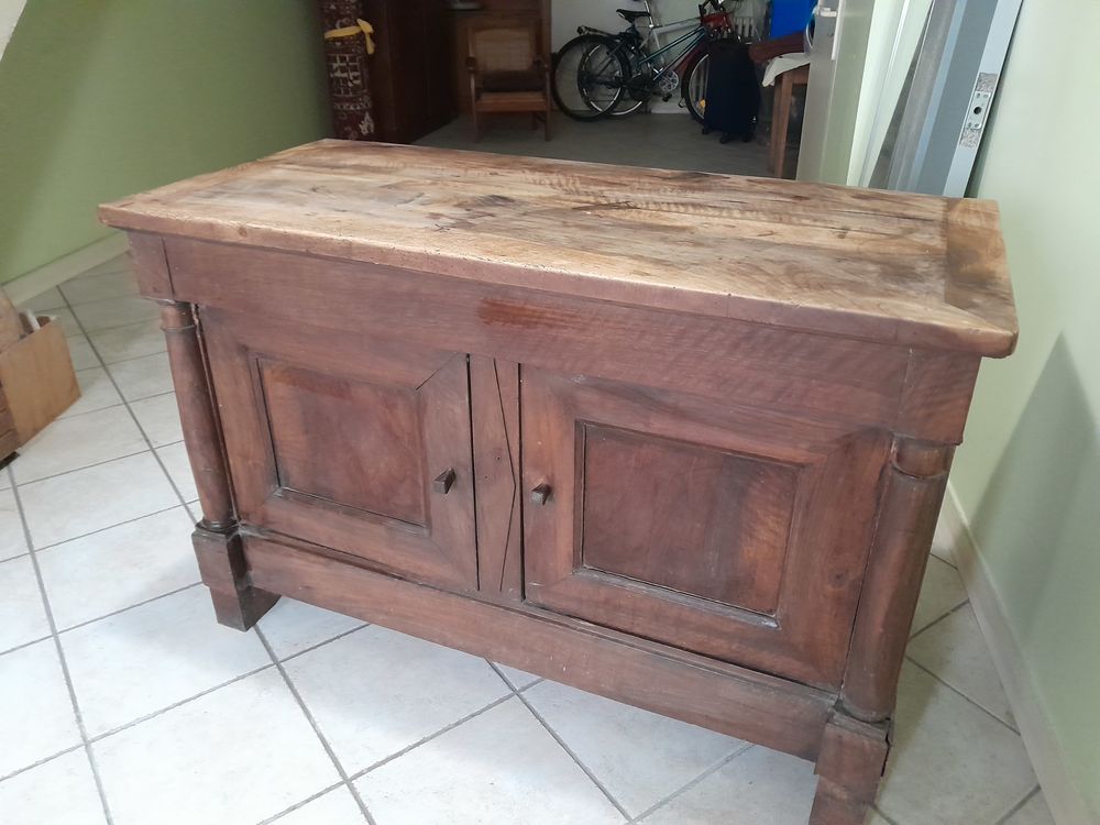 Buffet p&eacute;trin noyer Meubles