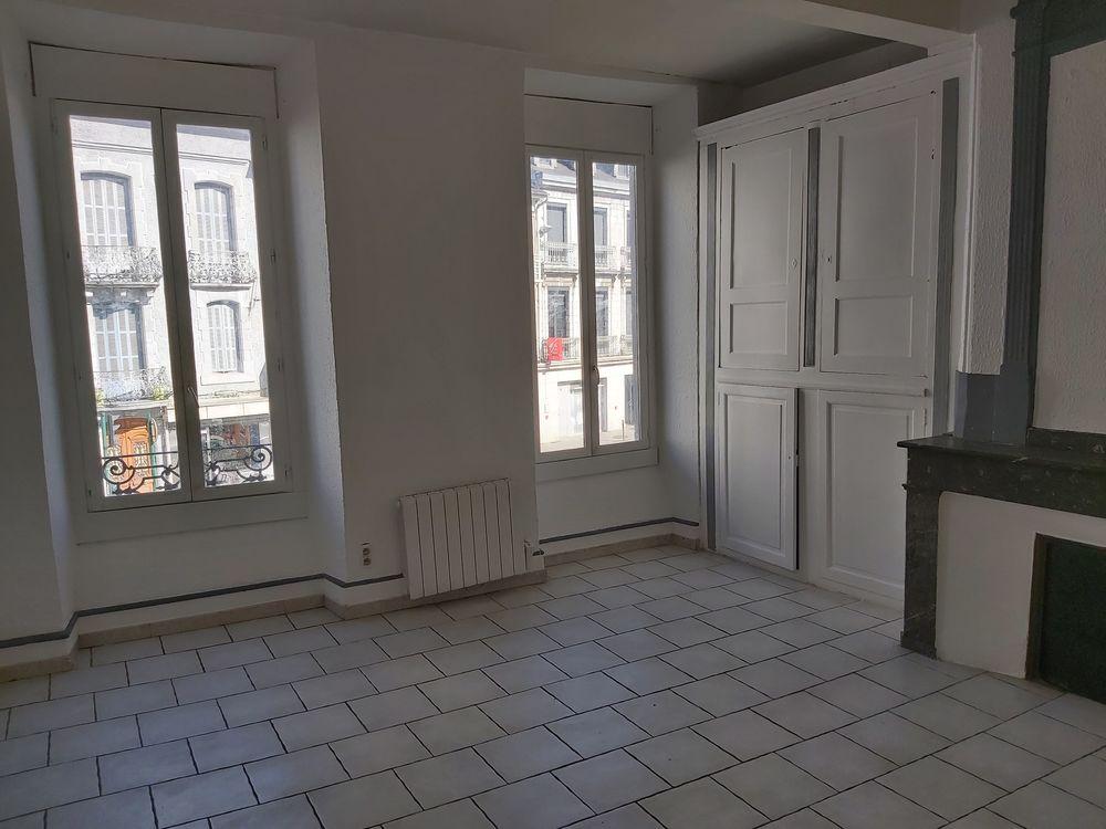 Location Appartement T2 51M2 HYPER CENTRE LOURDES Lourdes