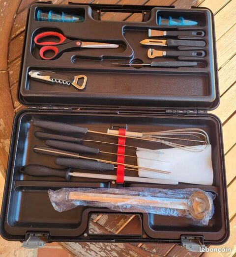 Mallette d'Ustensiles de Cuisine 
150 Peypin (13)