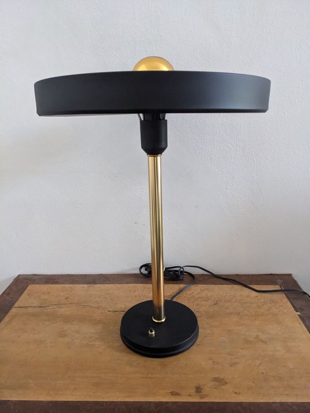 Lampe de bureau design Louis Kalff pour Philips Mod&egrave;le Timor Décoration