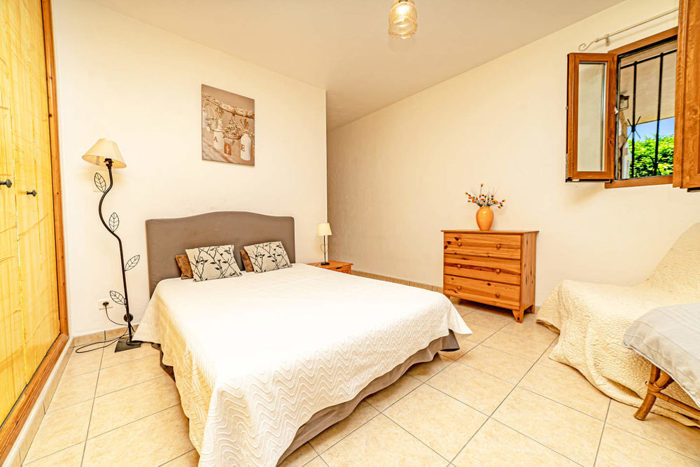 Location Appartement F3 MEUBLE EN VILLA PROCHE CANNES GRASSE SOPHIA & NICE Le bar-sur-loup