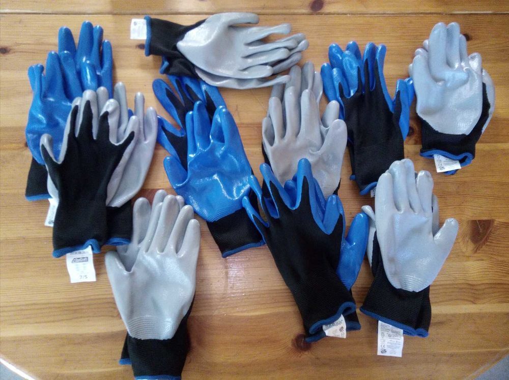 Lot 10 paires de gants de travail caoutchout&eacute; paume neuf. Taille 7. Sur Amiens Rivery. Pas d'envoi. Bricolage