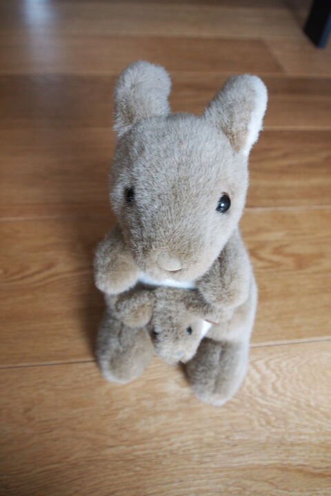 PELUCHE KANGOUROU AVEC SON BEBE 10 Rennes (35)
