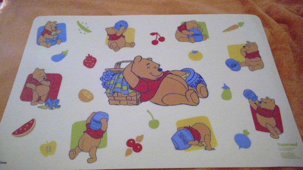 SET TUPPERWARE WINNIE L'OURSON Cuisine