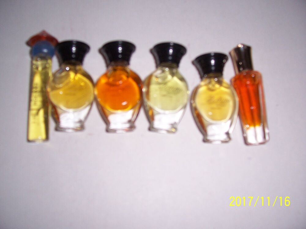 Miniature flacon parfum neuf 