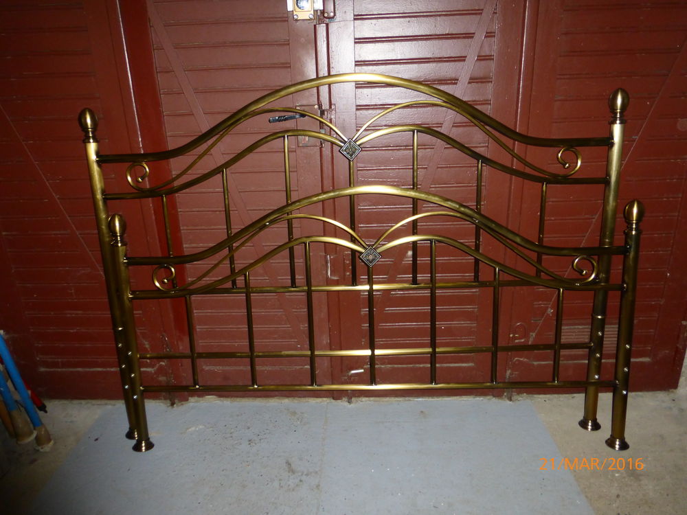 LIT EN LAITON 2 PERSONNES (160X200) Meubles