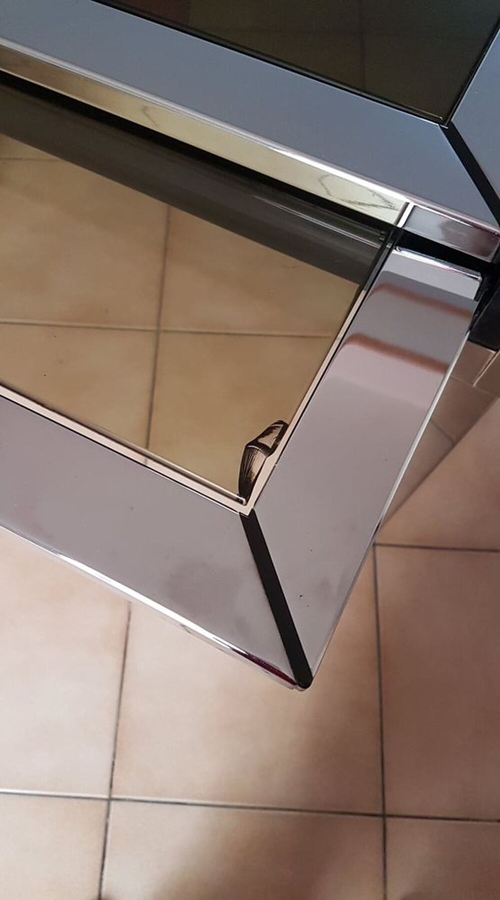 Table &agrave; manger extensible en verre tremp&eacute; et en fer Meubles
