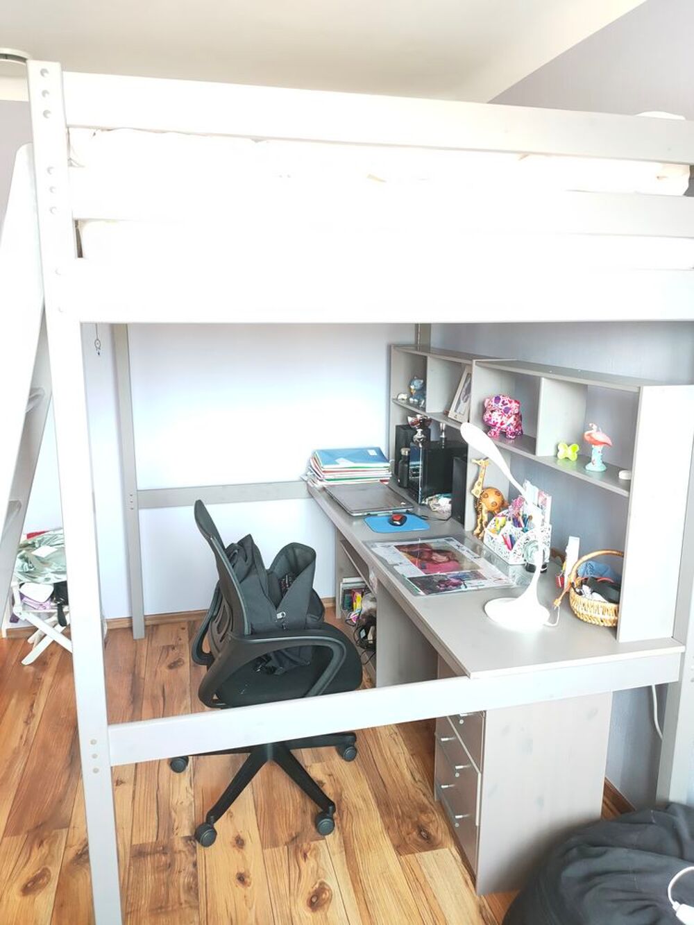Lit mezzanine bureau rangement et armoire Meubles