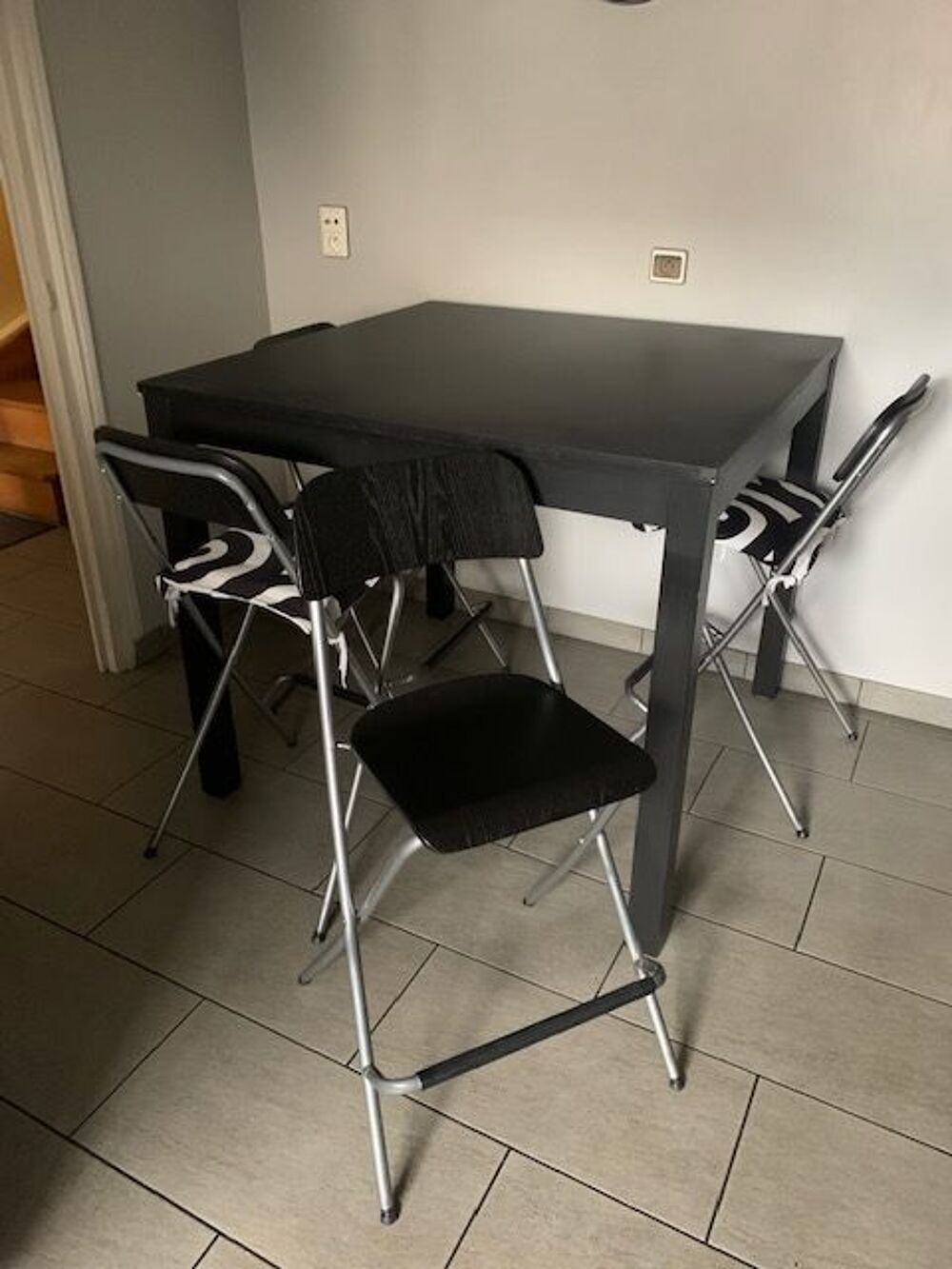table + chaise cuisine Meubles