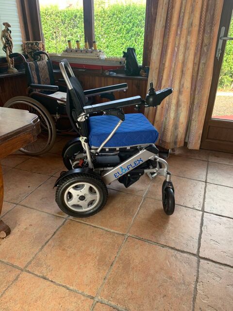 FAUTEUIL ROULANT ELECTRIQUE 0 �tain (55)