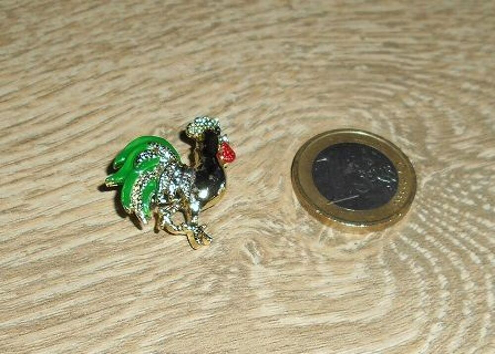 Vintage joli broche COQ Bijoux et montres