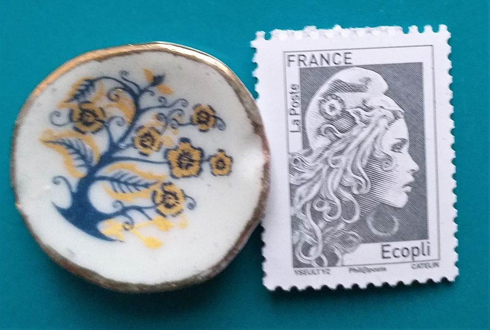 DINETTE miniature, tr&egrave;s petit service de table, 17 pi&egrave;ces motif fleuri Jeux / jouets