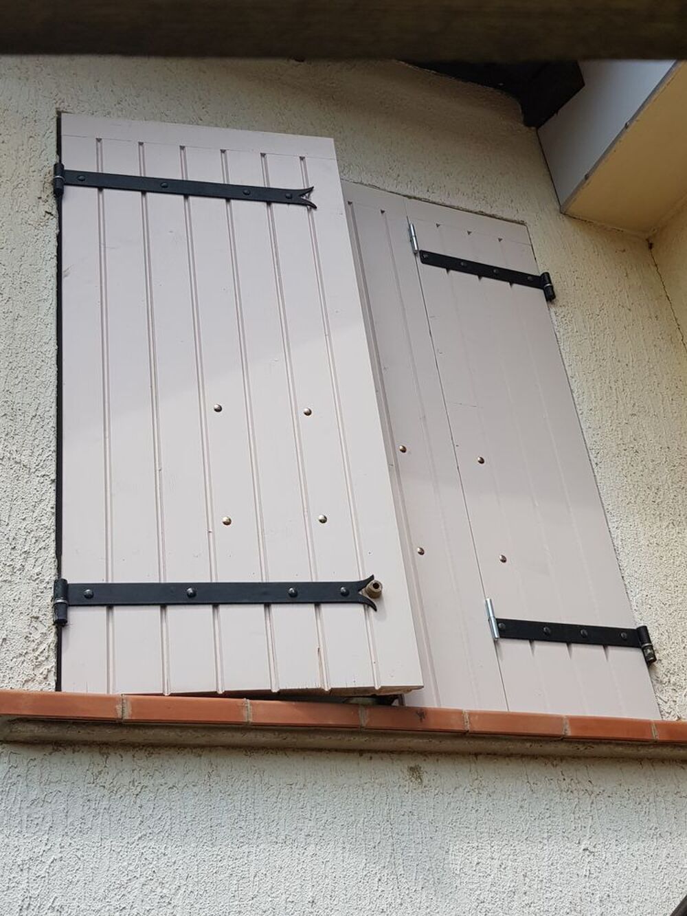 VOLET BOIS 3 BATTANTS + BARRES DE SECURITE Bricolage