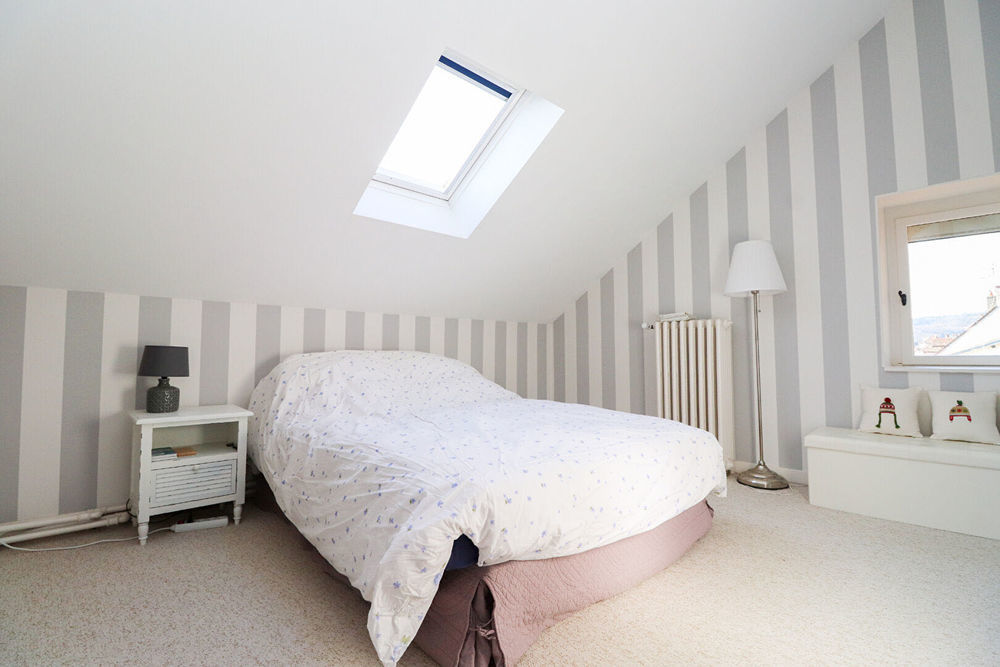 Vente Appartement APPARTEMENT-MAISON DE 155 m2 Plombières-lès-dijon