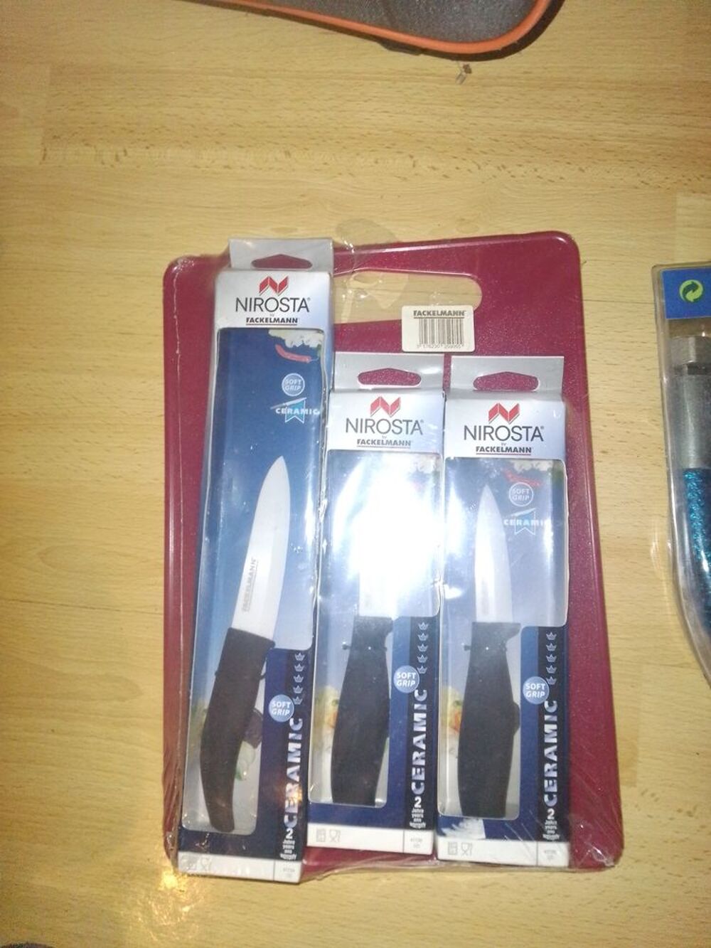 planche a d&eacute;coup&eacute; plus 3 couteau c&eacute;ramique Electroménager