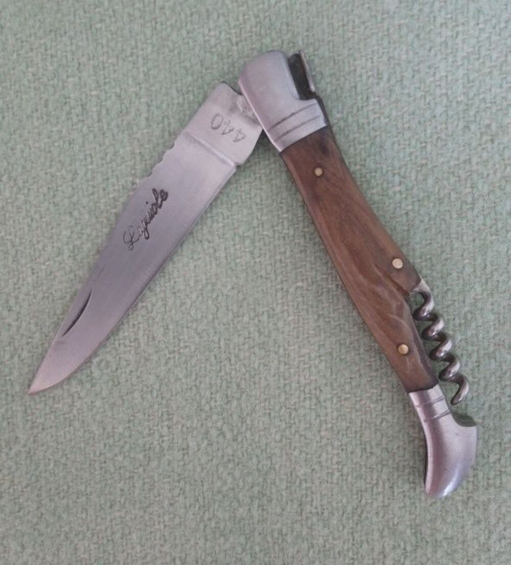 Couteau Laguiole avec tire-bouchon 