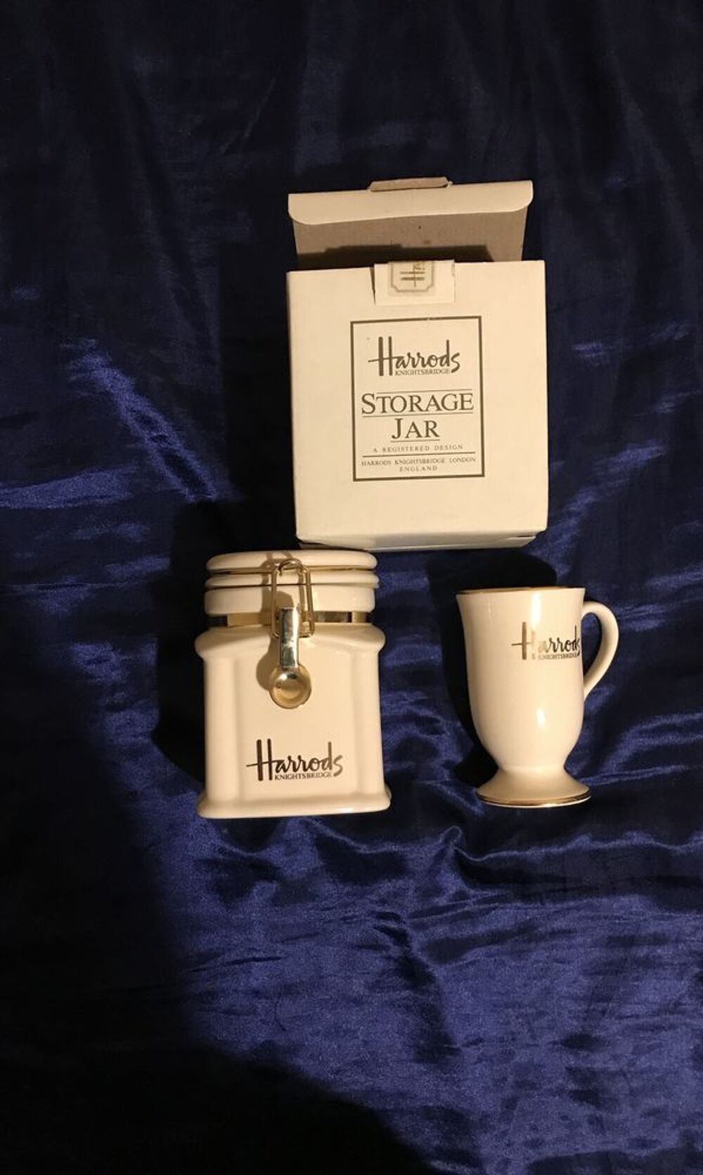 tasse et Jar Harrods Décoration