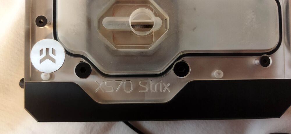 
1 Water Block CPU Matériel informatique