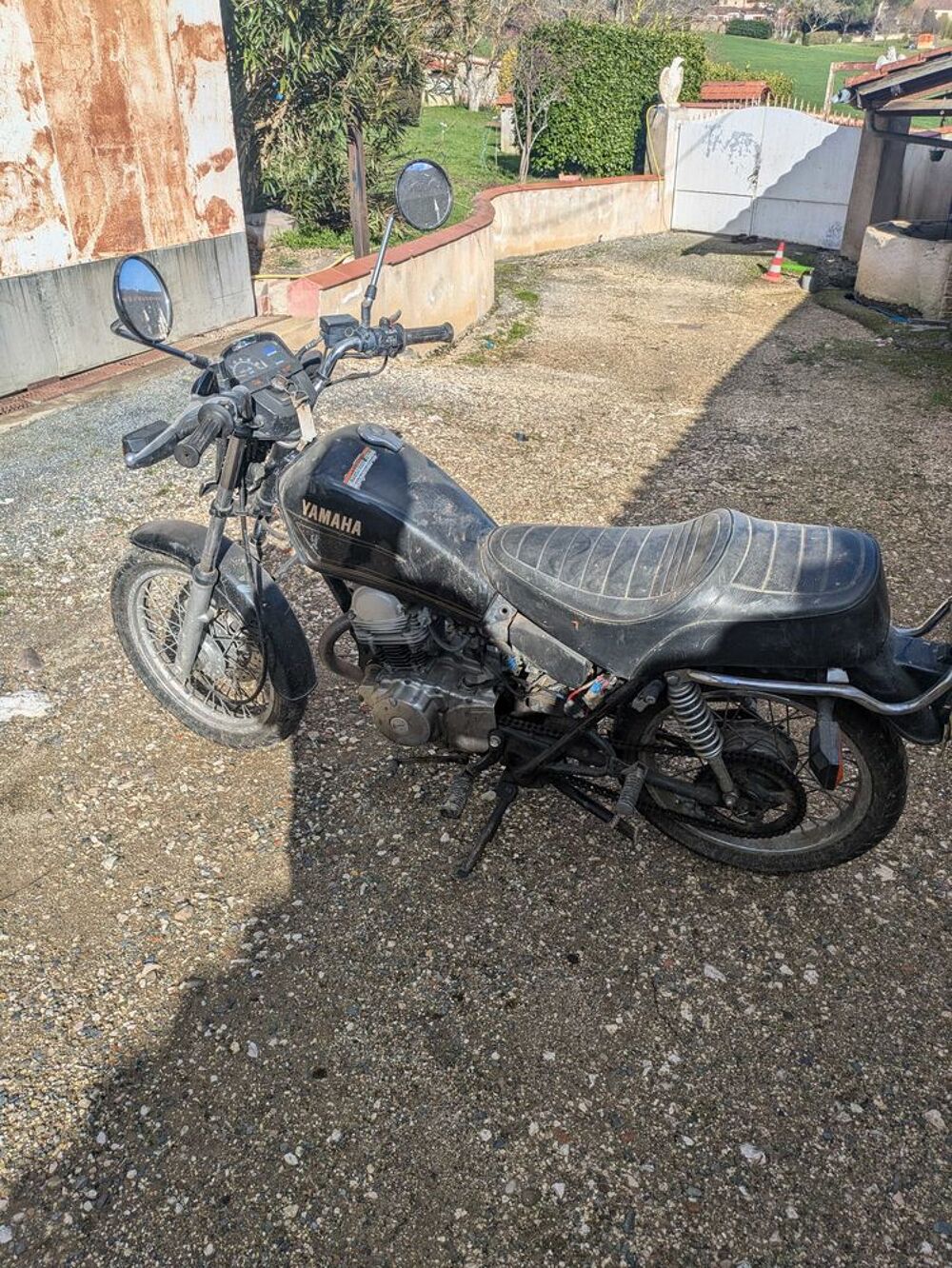moto Yamaha SR 125 ann&eacute;e 1995 