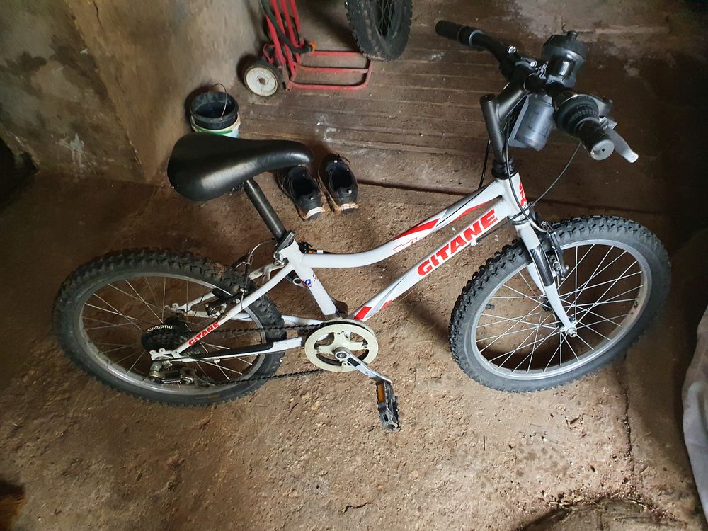 vtt enfant 20pouces Jeux / jouets