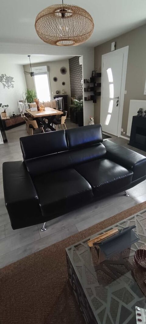 2+canap�s+cuir+noir+t�ti�re+amovible 290 Cholet (49)
