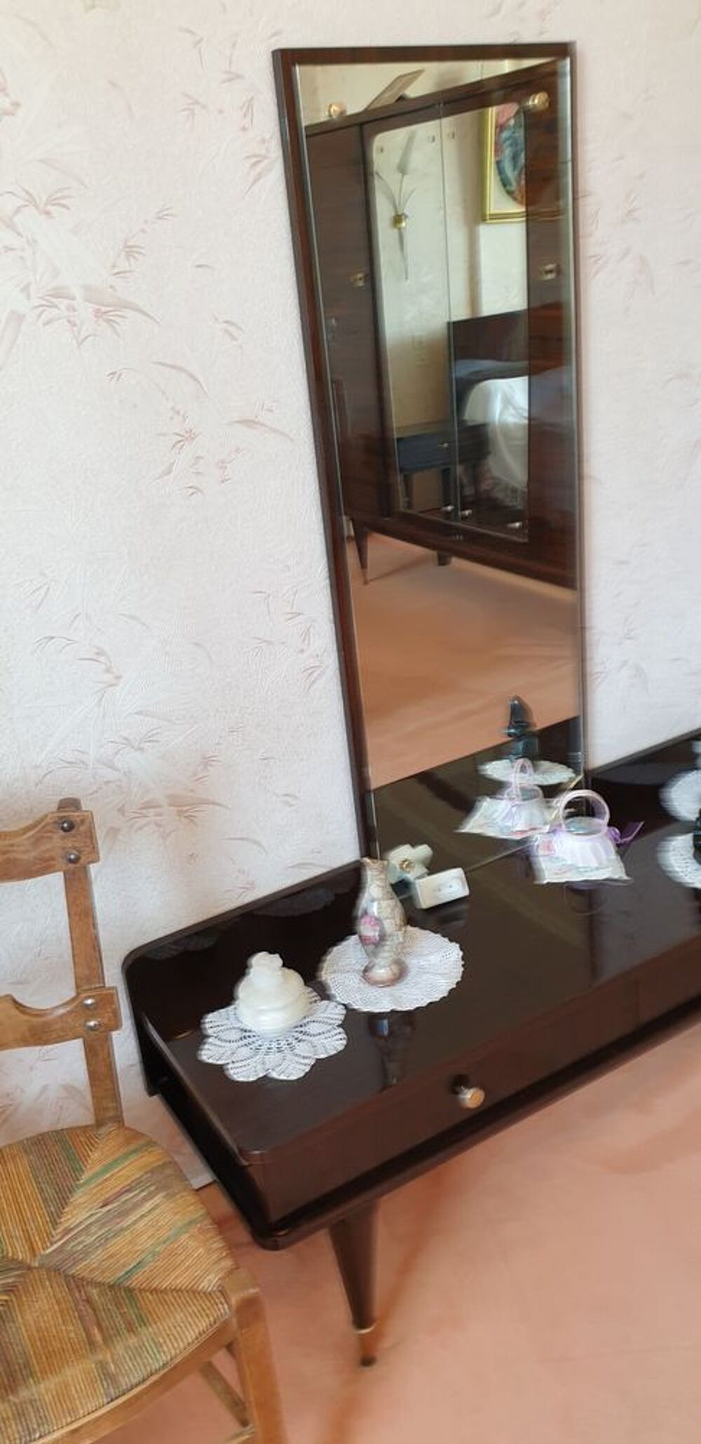CHAMBRE A COUCHER Meubles