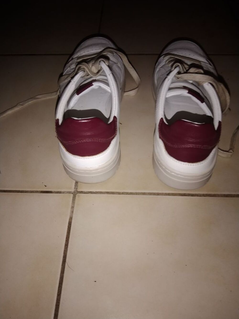 Tennis cuir femme Chaussures