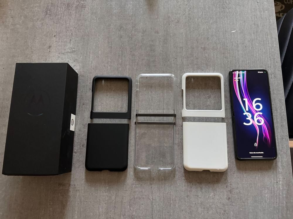Motorola RAZR 40 Ultra 256Gb Noir Téléphones et tablettes